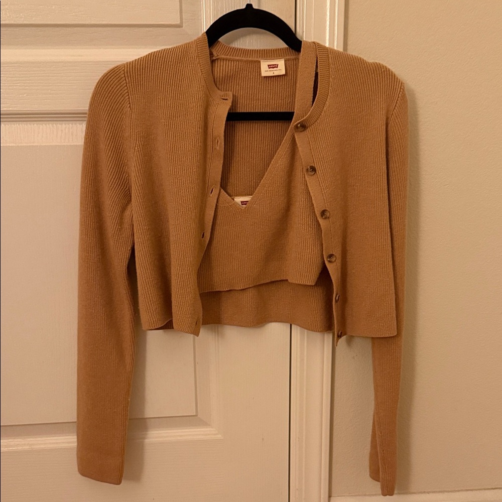 Levi's Tan Ribbed Crop Top